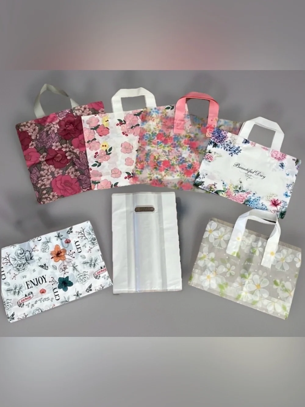 Gift Bag Set 16pcs Elegant Floral with Tissue Paper ~New~